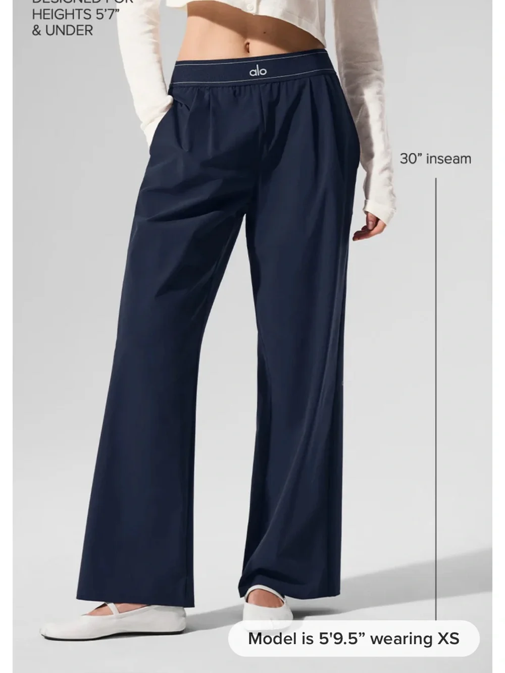ALO Yoga Women’s Navy Wide-Leg Joggers